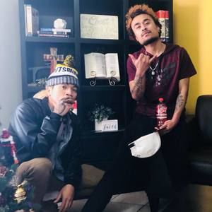 Meet your Posher, Azary